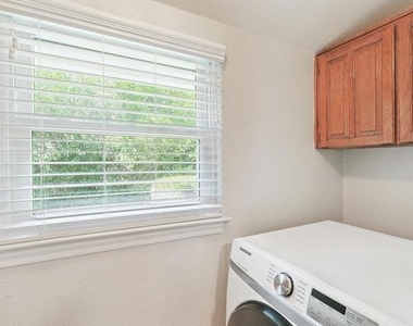 3433 Murphy Drive - Photo Thumbnail 14