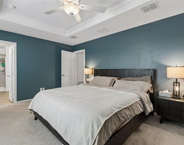 832 Lake Fletcher Road - Photo Thumbnail 6