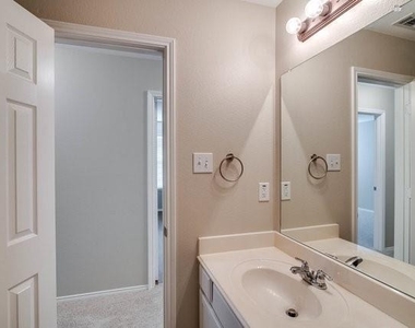 25 Larkspur Drive - Photo Thumbnail 28