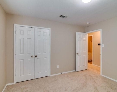 25 Larkspur Drive - Photo Thumbnail 26