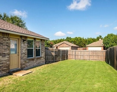 25 Larkspur Drive - Photo Thumbnail 32