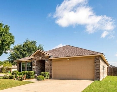 25 Larkspur Drive - Photo Thumbnail 1