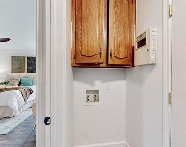 3965 Singleleaf Lane - Photo Thumbnail 21