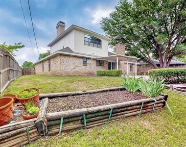 3965 Singleleaf Lane - Photo Thumbnail 31
