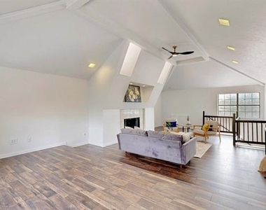 3965 Singleleaf Lane - Photo Thumbnail 13