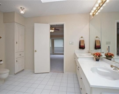 2127 Windy Ridge - Photo Thumbnail 7