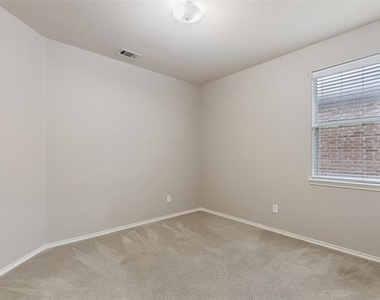 12913 Farmington Drive - Photo Thumbnail 18