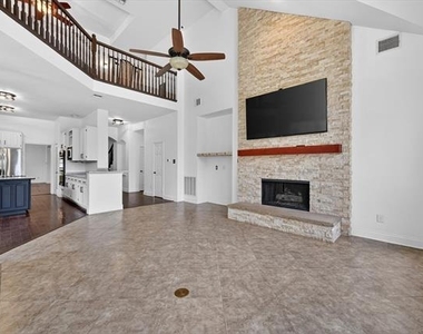 2400 Sweet Grass Trail - Photo Thumbnail 4