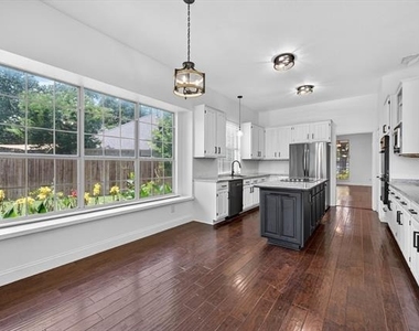 2400 Sweet Grass Trail - Photo Thumbnail 7