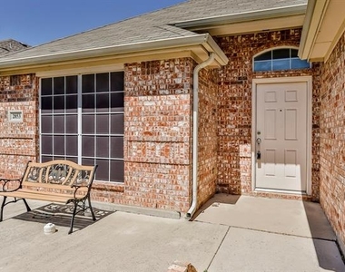 2853 Cascade Cove Drive - Photo Thumbnail 2