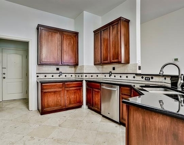 2853 Cascade Cove Drive - Photo Thumbnail 13