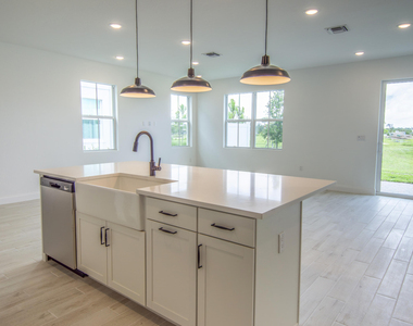 171 Se Birch Terrace - Photo Thumbnail 6
