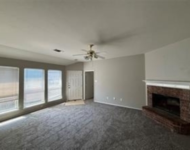 10456 Fossil Hill Drive - Photo Thumbnail 8