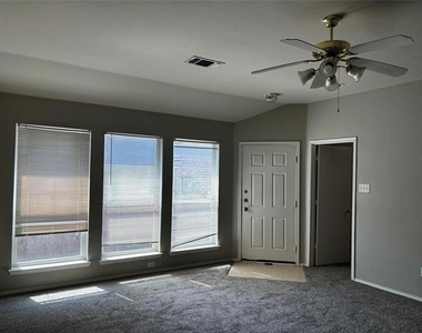10456 Fossil Hill Drive - Photo Thumbnail 2