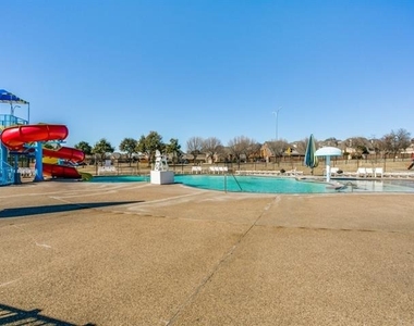 11937 Brown Fox Drive - Photo Thumbnail 9