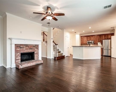 15650 Brookwood Drive - Photo Thumbnail 9