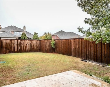 15650 Brookwood Drive - Photo Thumbnail 31