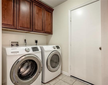 15650 Brookwood Drive - Photo Thumbnail 12