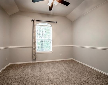 15650 Brookwood Drive - Photo Thumbnail 28