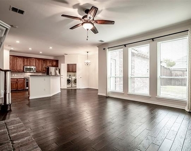 15650 Brookwood Drive - Photo Thumbnail 10