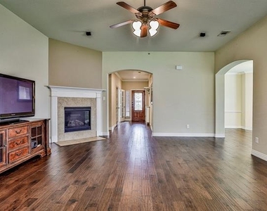 223 Aspen Lane - Photo Thumbnail 13