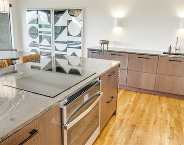3030 Mckinney Avenue - Photo Thumbnail 19