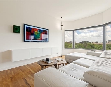 3030 Mckinney Avenue - Photo Thumbnail 5