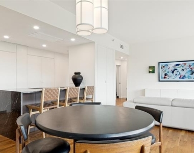 3030 Mckinney Avenue - Photo Thumbnail 9