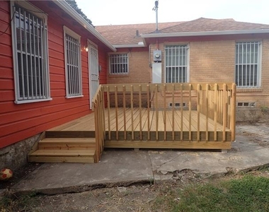 6340 Parkdale Drive - Photo Thumbnail 17