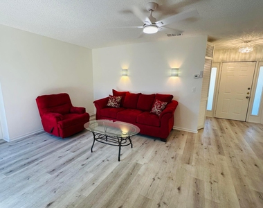 3953 Cocoplum Circle - Photo Thumbnail 22