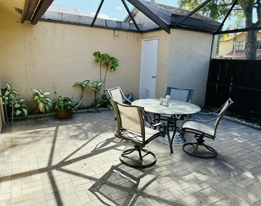 3953 Cocoplum Circle - Photo Thumbnail 6