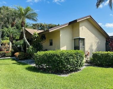 3953 Cocoplum Circle - Photo Thumbnail 1