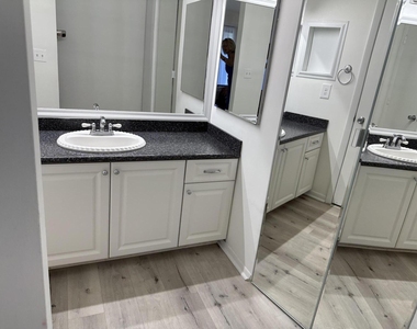 3953 Cocoplum Circle - Photo Thumbnail 14