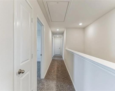 3124 Sweetwater Way - Photo Thumbnail 22