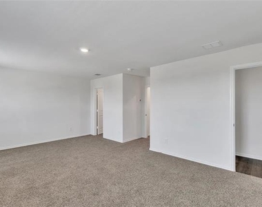 3124 Sweetwater Way - Photo Thumbnail 26