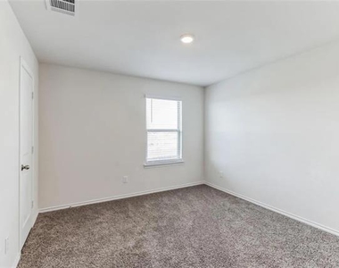 3124 Sweetwater Way - Photo Thumbnail 18