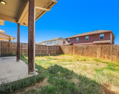 4918 Villas Drive - Photo Thumbnail 17
