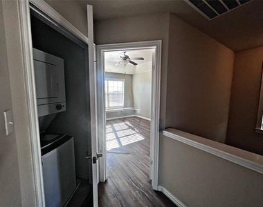 4916 Villas Drive - Photo Thumbnail 13