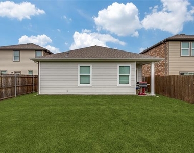 1816 Marquette Drive - Photo Thumbnail 11