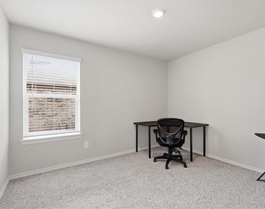 845 Round Robin Lane - Photo Thumbnail 18