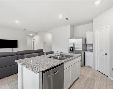 845 Round Robin Lane - Photo Thumbnail 13