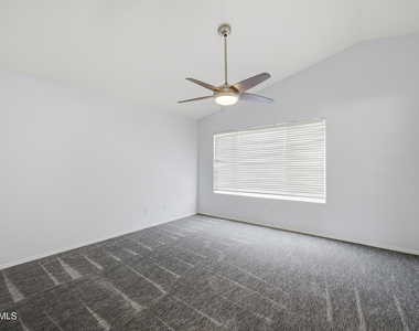 3906 E Kimberly Way - Photo Thumbnail 17