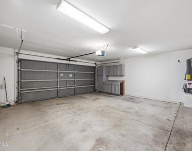 3906 E Kimberly Way - Photo Thumbnail 22