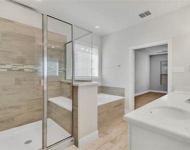 4523 Westminster Avenue - Photo Thumbnail 20