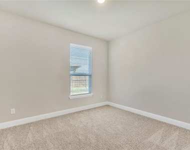 4523 Westminster Avenue - Photo Thumbnail 21