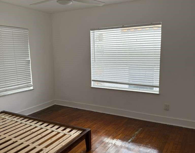 817 Tyler Street - Photo Thumbnail 12