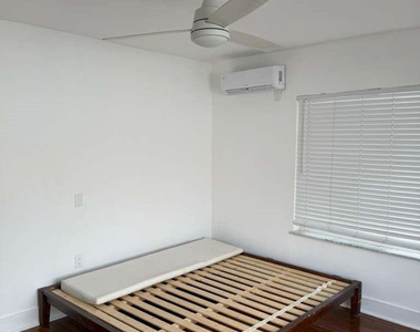 817 Tyler Street - Photo Thumbnail 11
