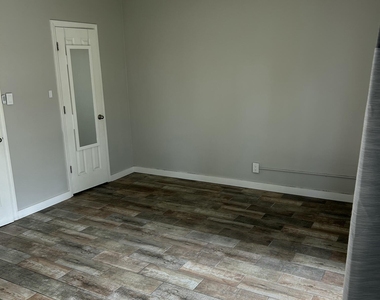 214 S Palmway - Photo Thumbnail 2