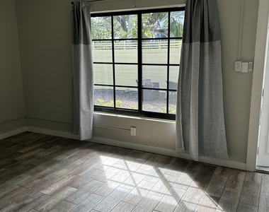 214 S Palmway - Photo Thumbnail 7