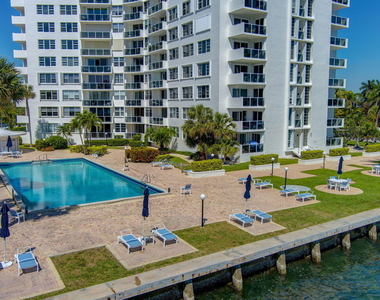 2800 N Flagler Drive - Photo Thumbnail 40